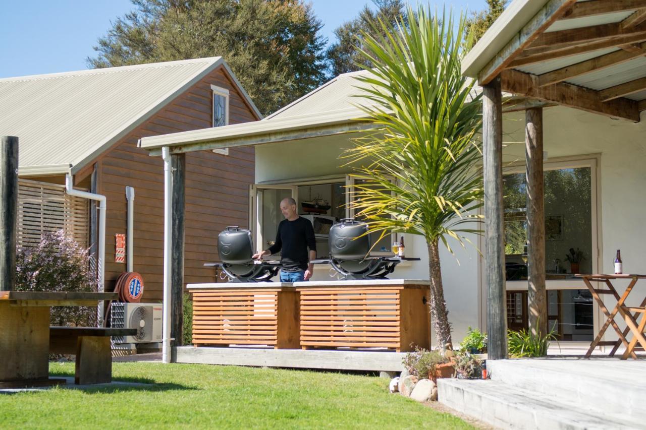 Abel Tasman Lodge Marahau Exterior photo